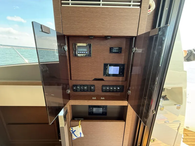 Slide: The Image of Prestige 520S 2019 - 69