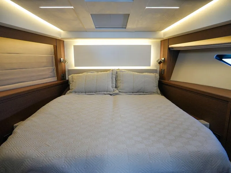 Slide: The Image of Prestige 520S 2019 - 79