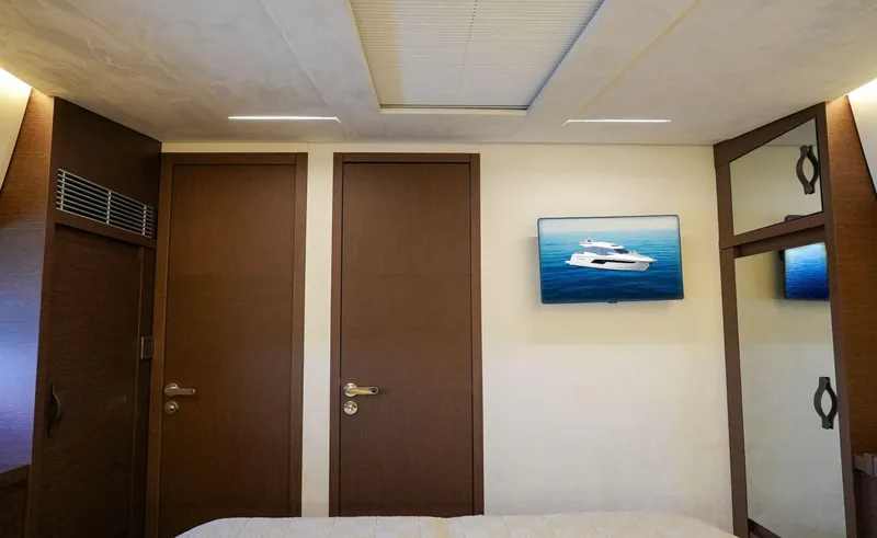 Slide: The Image of Prestige 520S 2019 - 80