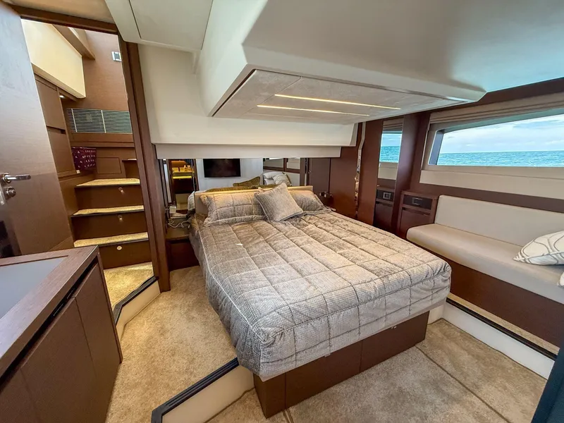 Slide: The Image of Prestige 520S 2019 - 95