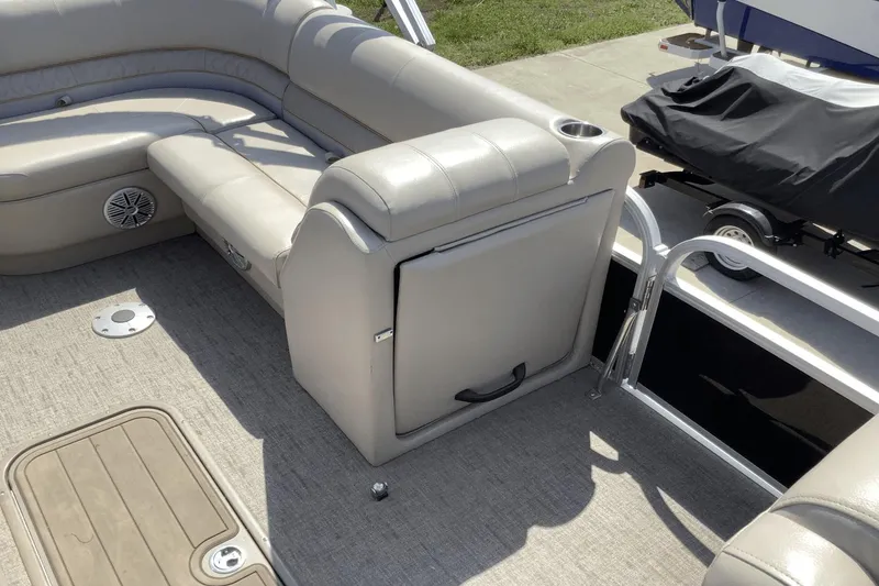 Slide: The Image of Ranger RP223F 2020 - 12