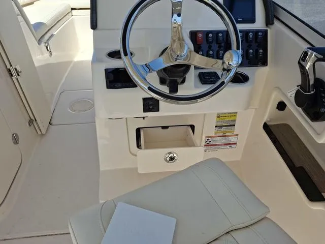 Slide: The Image of Grady-White Freedom 235 2025 - 17