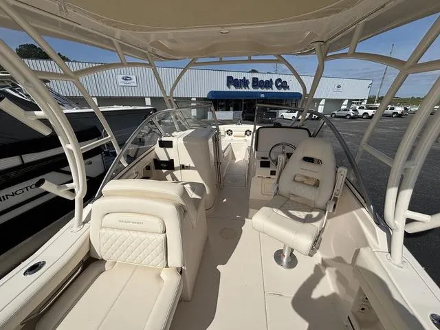 Slide: The Image of Grady-White Freedom 235 2025 - 5