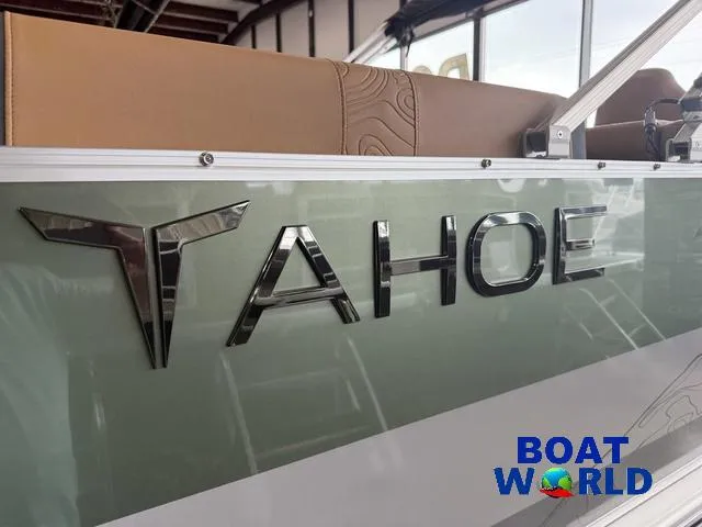 Slide: The Image of 2025 Tahoe Geofish 2385 boat with Honda 4-Stroke EFI engine, showcased at Boat World. - 40