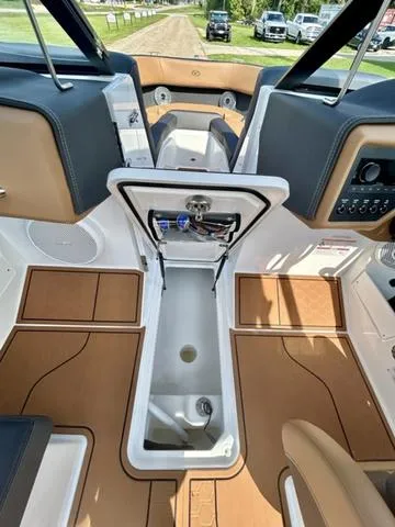 Slide: The Image of Cobalt CS23 Surf 2025 - 35