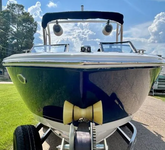 Slide: The Image of Cobalt CS23 Surf 2025 - 5