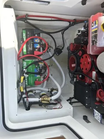 Slide: The Image of Cobalt CS23 Surf 2025 - 65