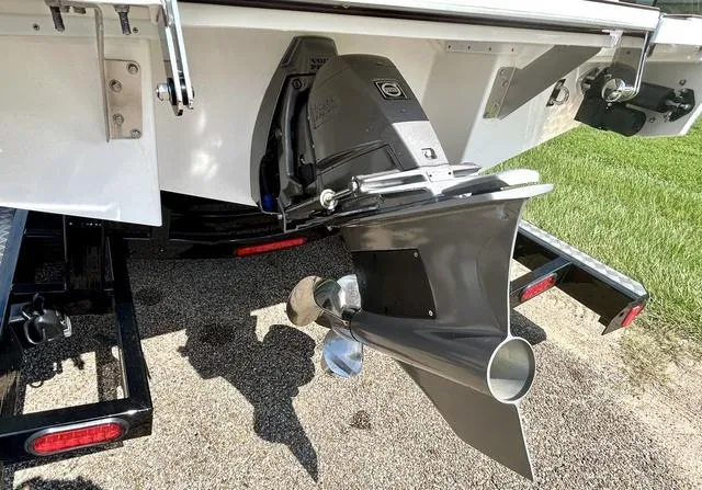 Slide: The Image of Cobalt CS23 Surf 2025 - 8