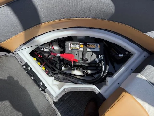 Slide: The Image of Viaggio Diamante 22U / SUZUKI DF250 2025 - 14