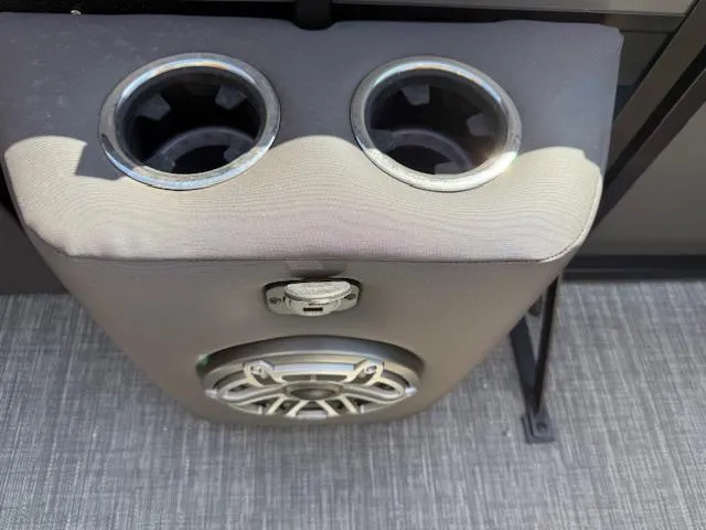 Slide: The Image of Viaggio Diamante 22U / SUZUKI DF250 2025 - 23