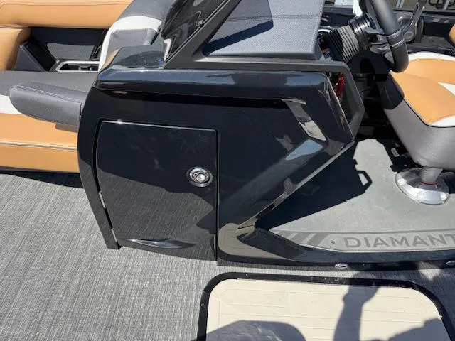 Slide: The Image of Viaggio Diamante 22U / SUZUKI DF250 2025 - 26