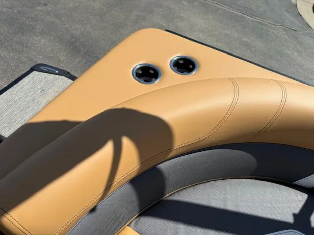 Slide: The Image of Viaggio Diamante 22U / SUZUKI DF250 2025 - 41