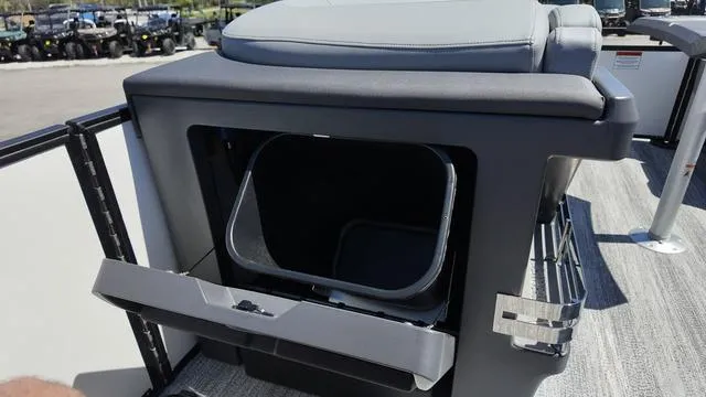 Slide: The Image of Bennington M Quad Bench 22 MFB 2025 - 18