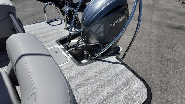 Slide: The Image of Bennington M Quad Bench 22 MFB 2025 - 28