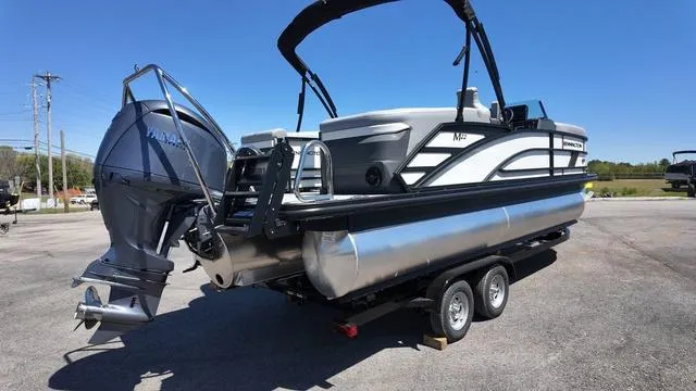 Slide: The Image of Bennington M Quad Bench 22 MFB 2025 - 7