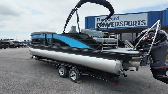 Slide: The Image of Bennington M Swingback 24 MSB 2025 - 3