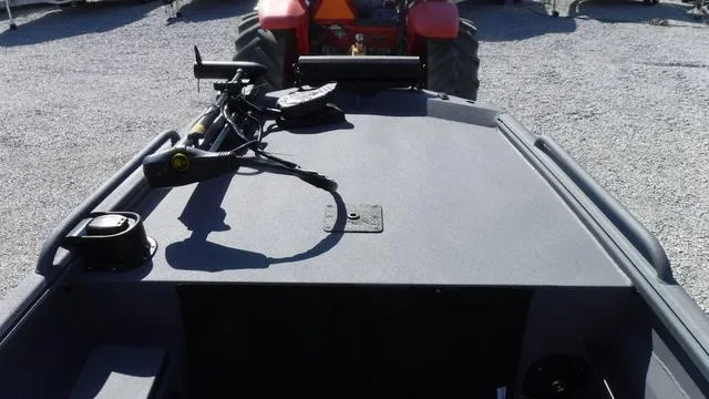 Slide: The Image of Excel Viper F4 1751 2025 - 4