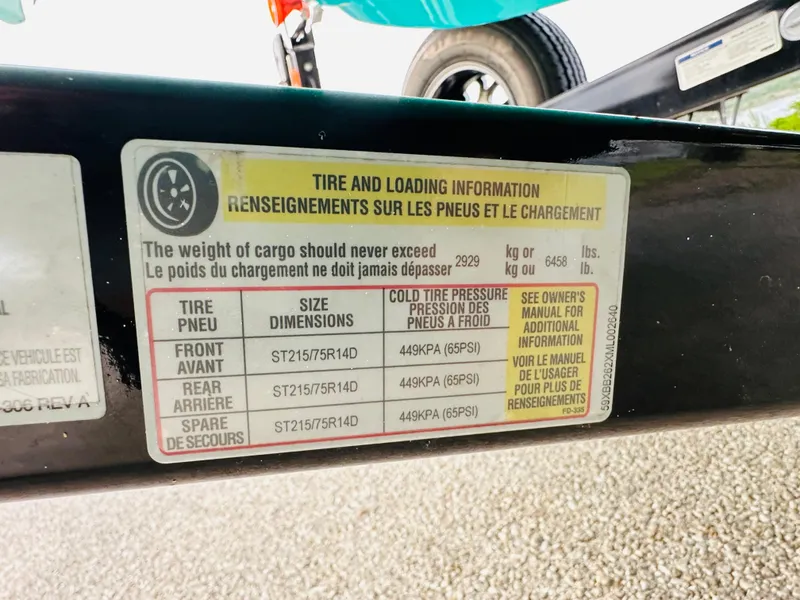 Slide: The Image of Malibu Wakesetter 24 MXZ 2021 - 44