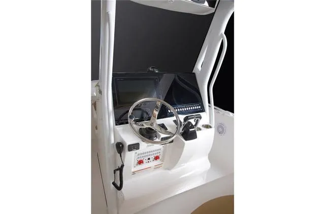 Slide: The Image of Edgewater 262CC 2022 - 19