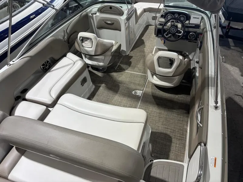 Slide: The Image of Crownline Boats E 215 XS 2019 - 6