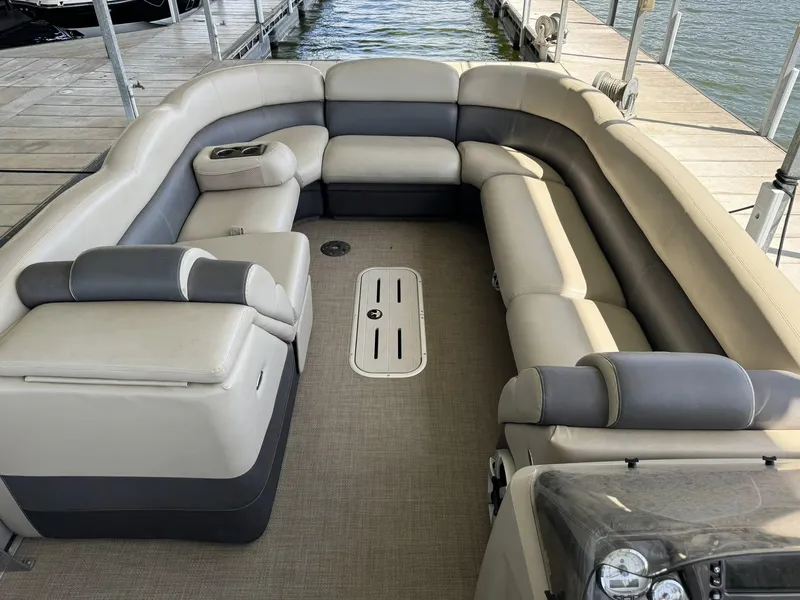 Slide: The Image of 2015 Premier 270 Grand Isle SL pontoon boat with spacious seating and elegant design. - 13