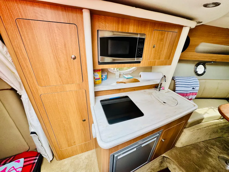 Slide: The Image of Rinker 290 Express 2015 - 15