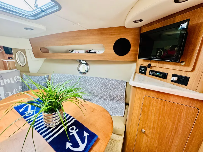 Slide: The Image of Rinker 290 Express 2015 - 16