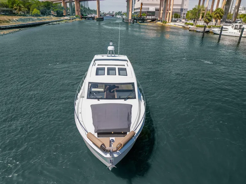 The Image of Sealine C430 2022 - 0