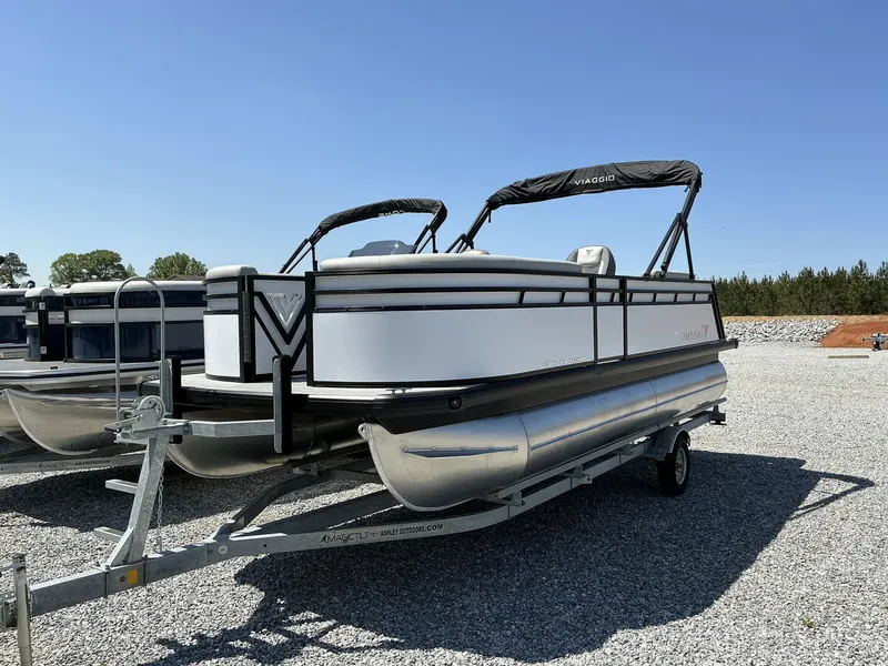 The Image of Viaggio Lago V 20 U 2025 - 1