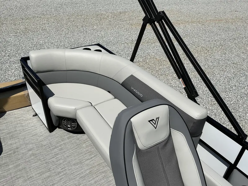 Slide: The Image of Viaggio Lago V 20 U 2025 - 6