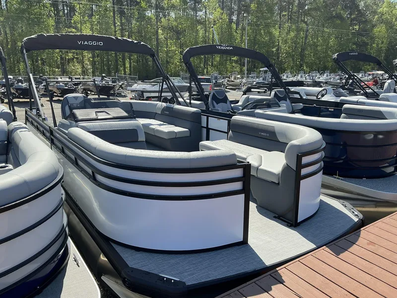 Slide: The Image of Viaggio Lago V 20 C 2025 - 2