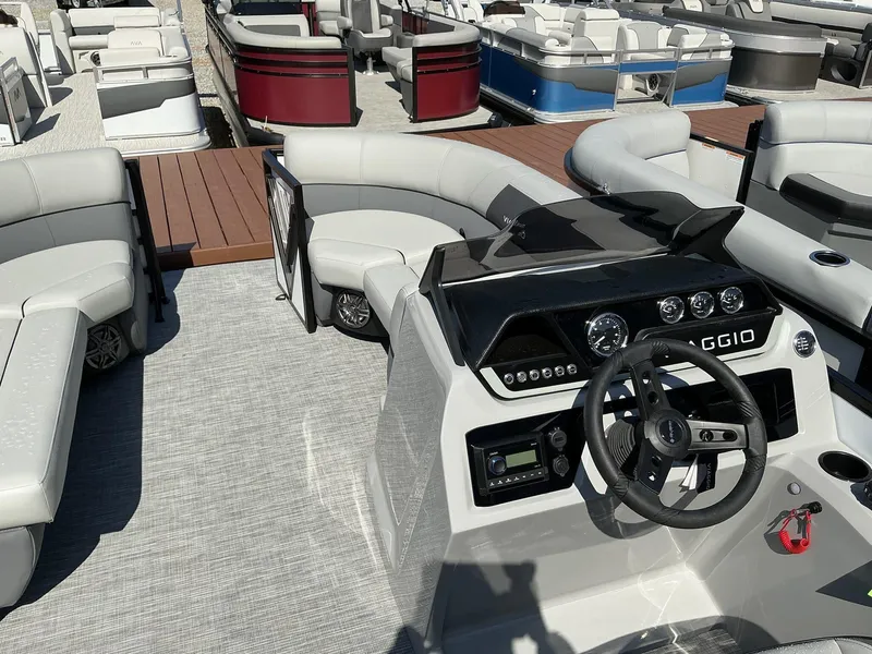 Slide: The Image of Viaggio Lago V 20 C 2025 - 8