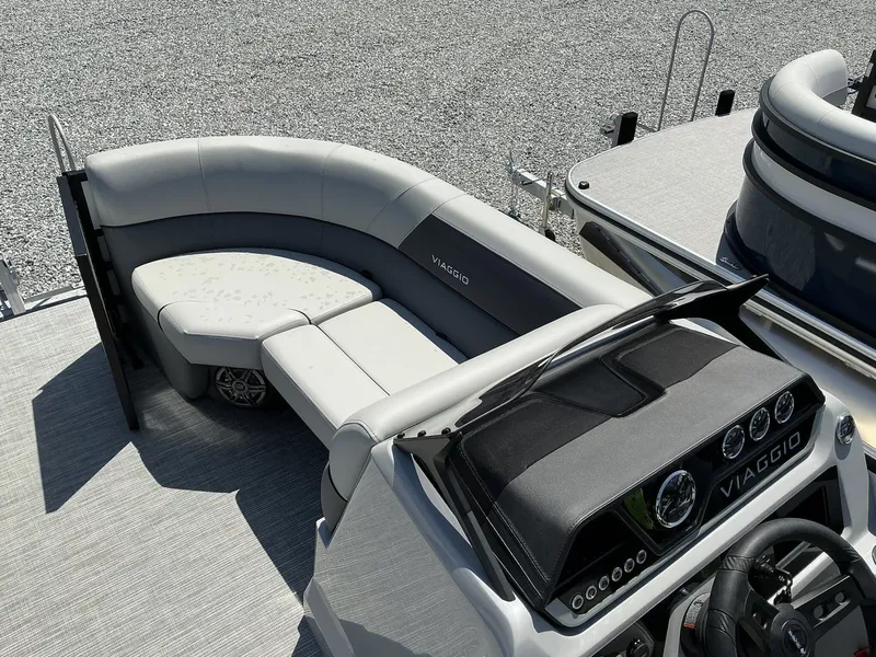 Slide: The Image of Viaggio Lago V 20 U 2025 - 11