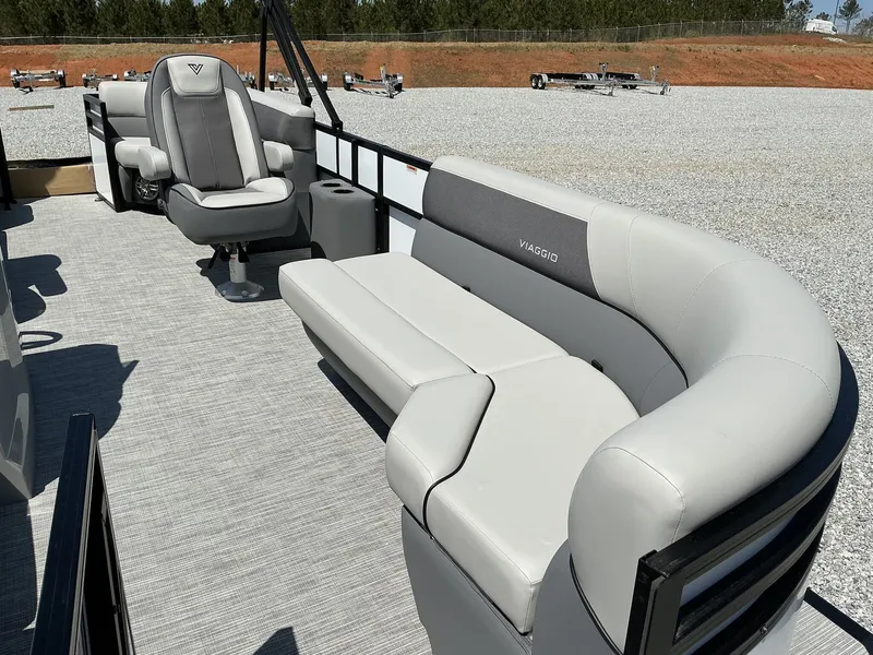 Slide: The Image of Viaggio Lago V 20 U 2025 - 8