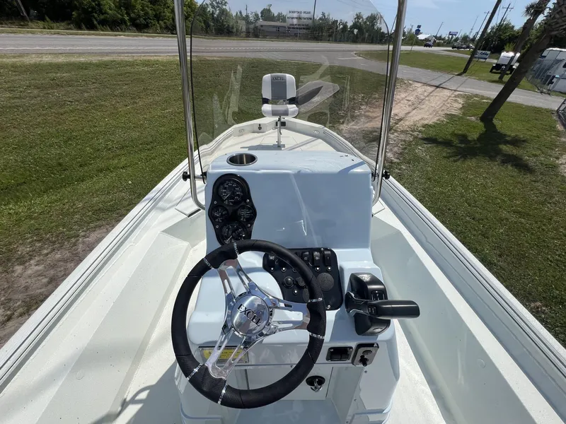 Slide: The Image of Excel Bay Pro 220 220 ELITE 2025 - 9