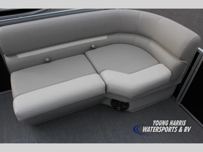 Slide: The Image of Godfrey 2086 C 2025 - 8