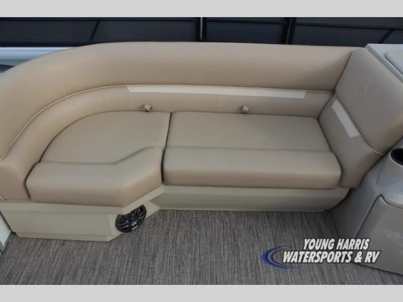 Slide: The Image of Godfrey 2286 SBX 2025 - 8