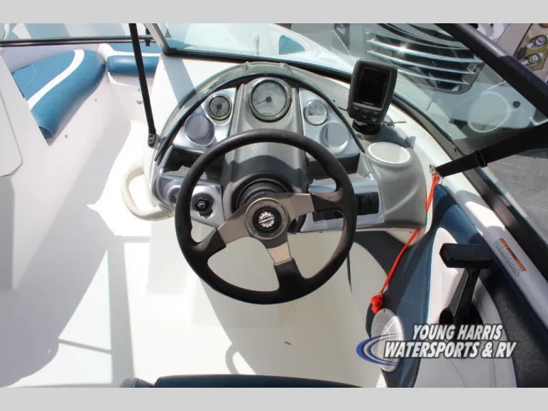 Slide: The Image of BRP Utopia 205 2004 - 8