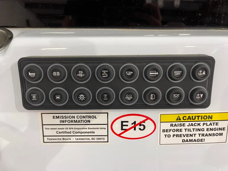 Slide: The Image of Tidewater 3100 Carolina Bay 2025 - 25