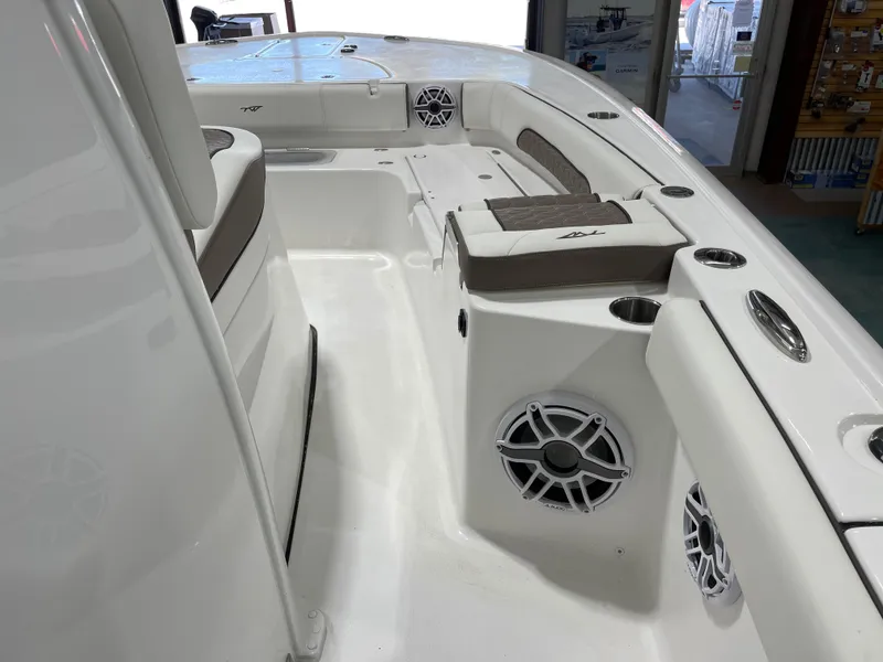 Slide: The Image of Tidewater 3100 Carolina Bay 2025 - 31