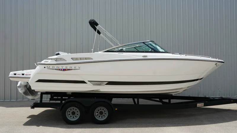 Slide: The Image of Monterey 258SS Super Sport 2025 - 4