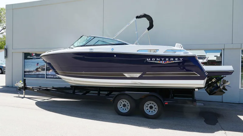 Slide: The Image of Monterey 258SS Super Sport 2025 - 3