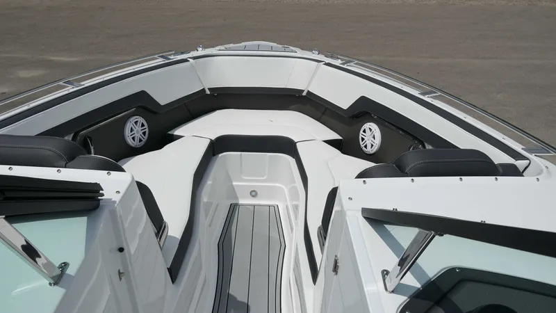 Slide: The Image of Monterey 278SS Super Sport 2025 - 15