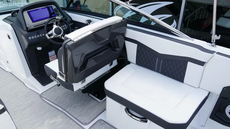 Slide: The Image of Monterey 278SS Super Sport 2025 - 13