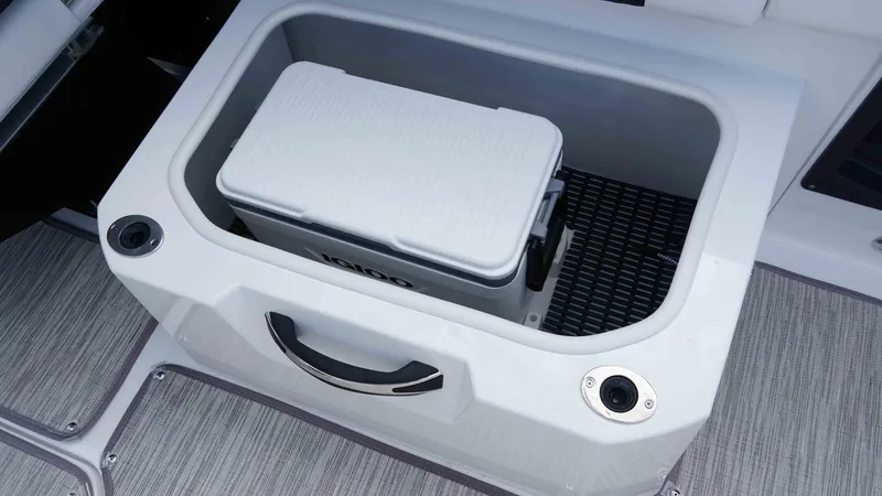 Slide: The Image of Monterey 278SS Super Sport 2025 - 14