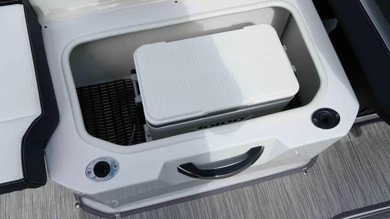 Slide: The Image of Monterey 278SS Super Sport 2025 - 15