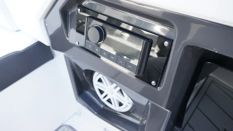 Slide: The Image of Monterey 278SS Super Sport 2025 - 26