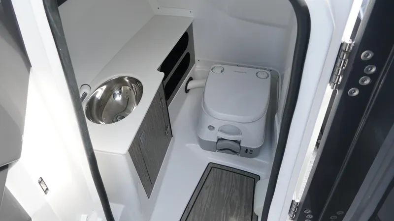 Slide: The Image of Monterey 278SS Super Sport 2025 - 28