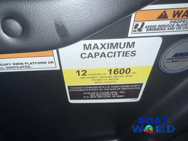 Slide: The Image of Capacity label on 2025 Tahoe Cascade 2385 Tritoon, max 12 persons or 1600 lbs. - 19