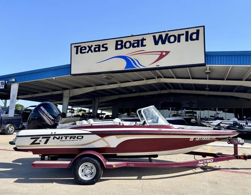 Slide: The Image of 2015 Nitro Sport Boats Z-7 Sport at Texas Boat World dealership. - 0